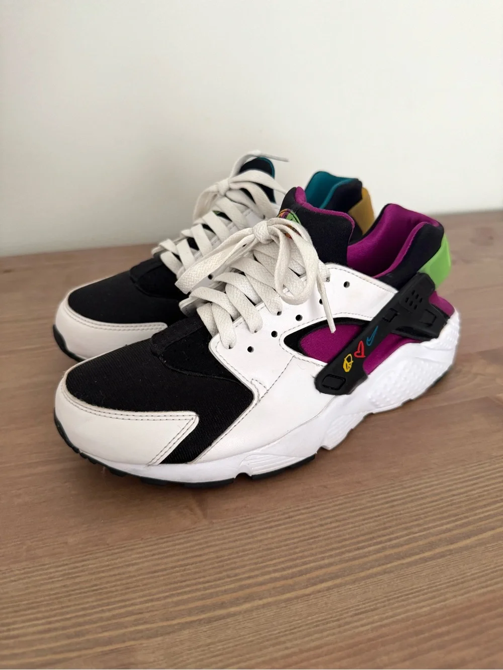 Nike Huarache Run “Peace, Love, & Swoosh”